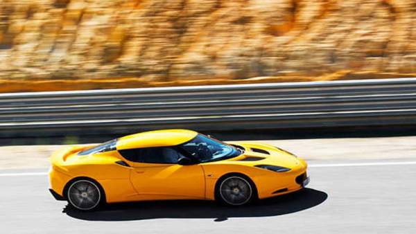 Lotus Evora S. Lotus Evora S.