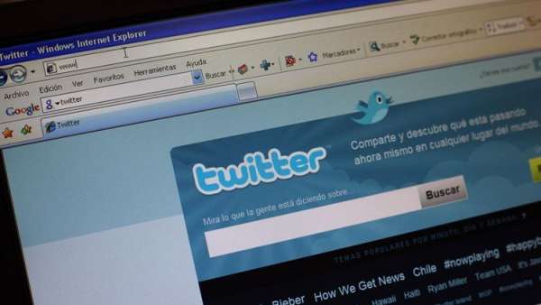 Twitter Twitter