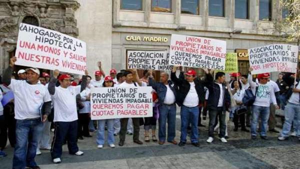 Protesta contra la ejecución de hipotecas Protesta contra la ejecución de hipotecas