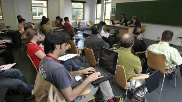 Estudiantes Estudiantes