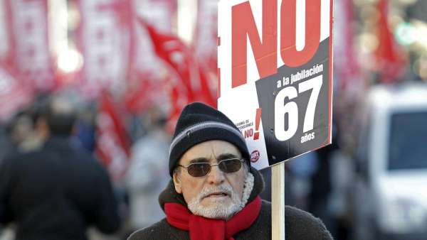 Marcha contra el aumento de la edad de jubilación Marcha contra el aumento de la edad de jubilación