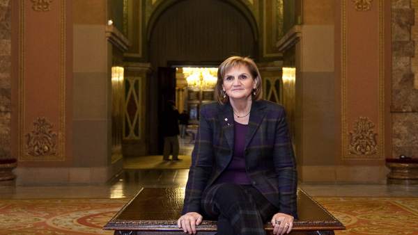 Núria de Gispert, en el Parlament. Núria de Gispert, en el Parlament.