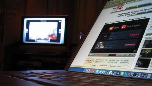 YouTube YouTube