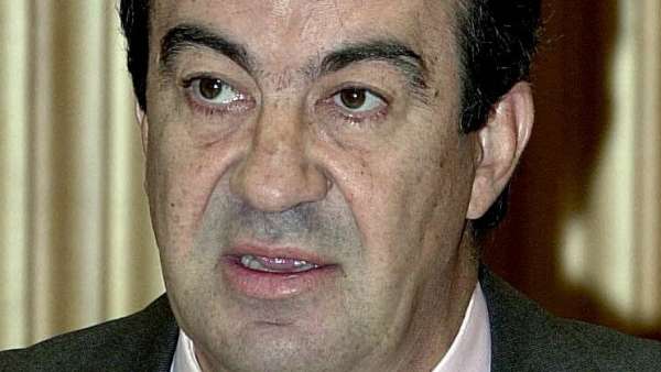 Álvarez Cascos tendrá que declarar por presuntas calumnias a los