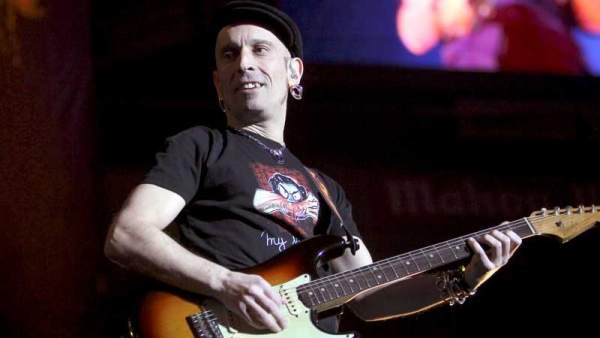 Fito y los Fitipaldis Fito y los Fitipaldis