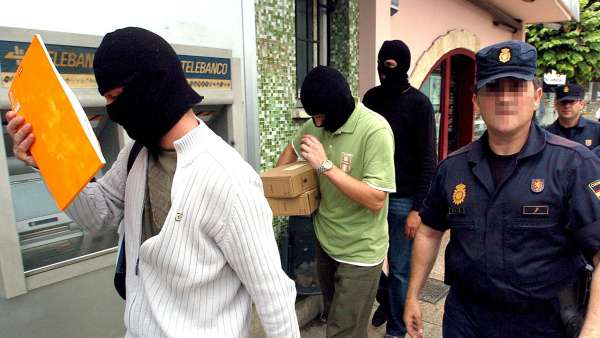 Policías Policías