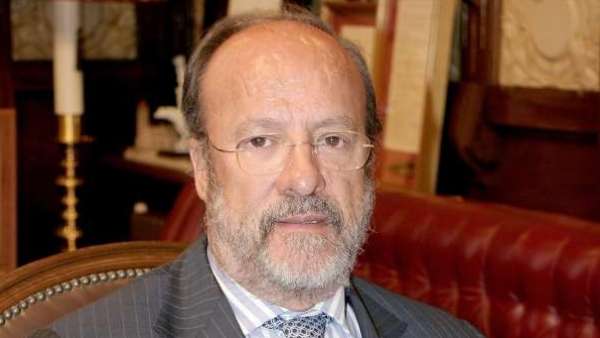 Javier León de la Riva Javier León de la Riva