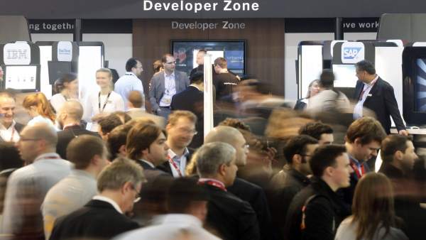 Visitantes del Mobile World Congress. Visitantes del Mobile World Congress.