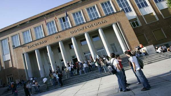 Universidad Complutense Universidad Complutense