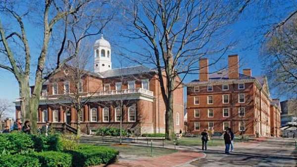 Universidad de Harvard Universidad de Harvard
