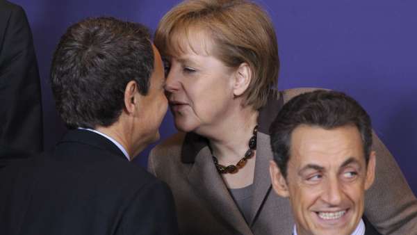 José Luis Rodríguez Zapatero y Angela Merkel José Luis Rodríguez Zapatero y Angela Merkel