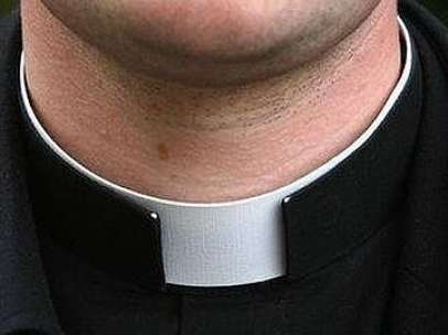 Un sacerdote