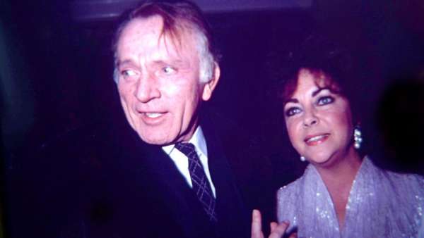Liz Taylor y Richard Burton Liz Taylor y Richard Burton
