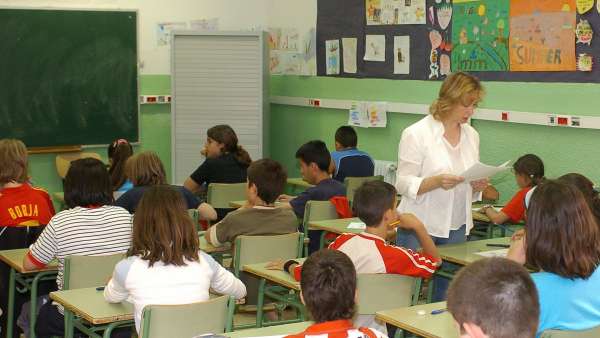 Niños en un aula Niños en un aula