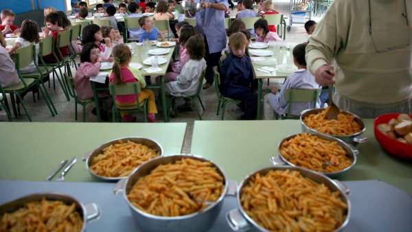 Las becas de comedor de 112.000 alumnos de colegios de Madrid están ... Las becas de comedor de 112.000 alumnos de colegios de Madrid están ...