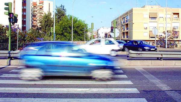 Coche a gran velocidad Coche a gran velocidad