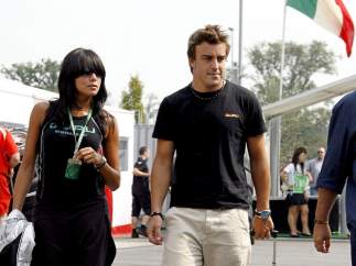 Fernando Alonso y Raquel del Rosario.