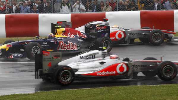 Choque entre Hamilton y Webber Choque entre Hamilton y Webber