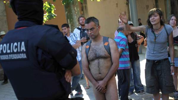 Protesta desnudo Protesta desnudo