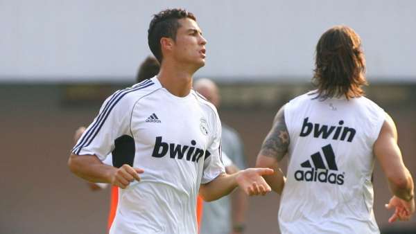 Cristiano Ronaldo Cristiano Ronaldo