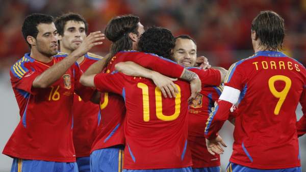 España celebra un gol ante Chile. España celebra un gol ante Chile.