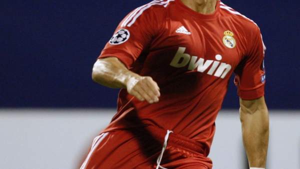 Cristiano Ronaldo Cristiano Ronaldo