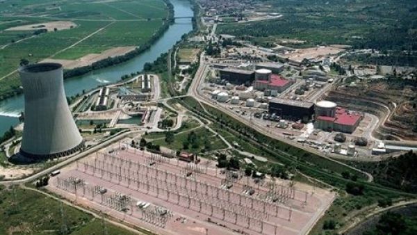 Central nuclear de Ascó. Central nuclear de Ascó.
