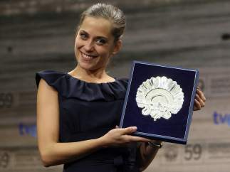 María León