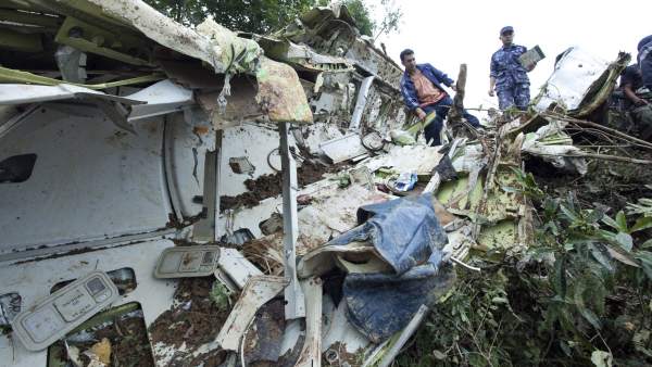Accidente de avión en Nepal Accidente de avión en Nepal