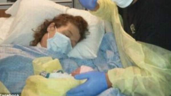 Renuncia a vivir por su bebé Renuncia a vivir por su bebé