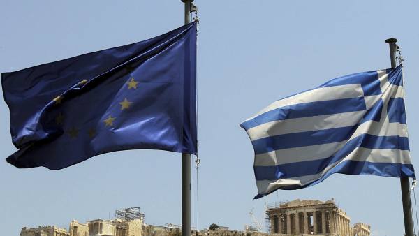Banderas de Grecia y la UE Banderas de Grecia y la UE