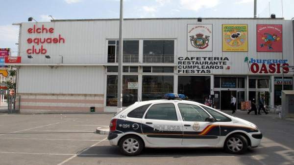 Coche de la Policía Nacional Coche de la Policía Nacional