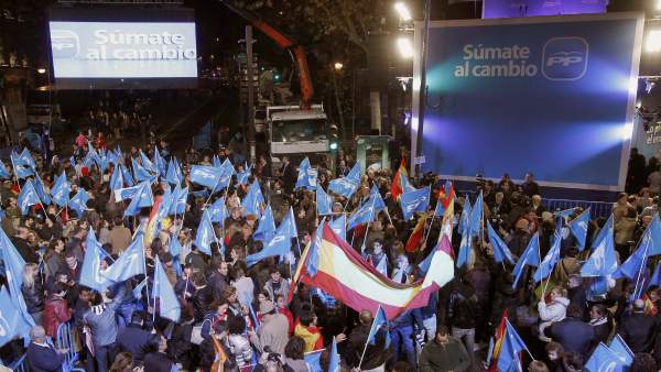 Celebración en Génova por la victoria del Partido Popular Celebración en Génova por la victoria del Partido Popular