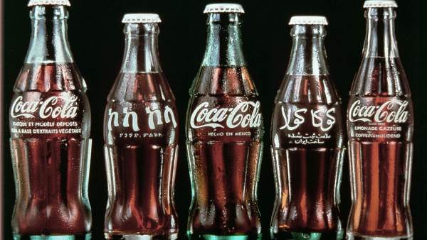 Varios modelos de Coca-Cola Varios modelos de Coca-Cola