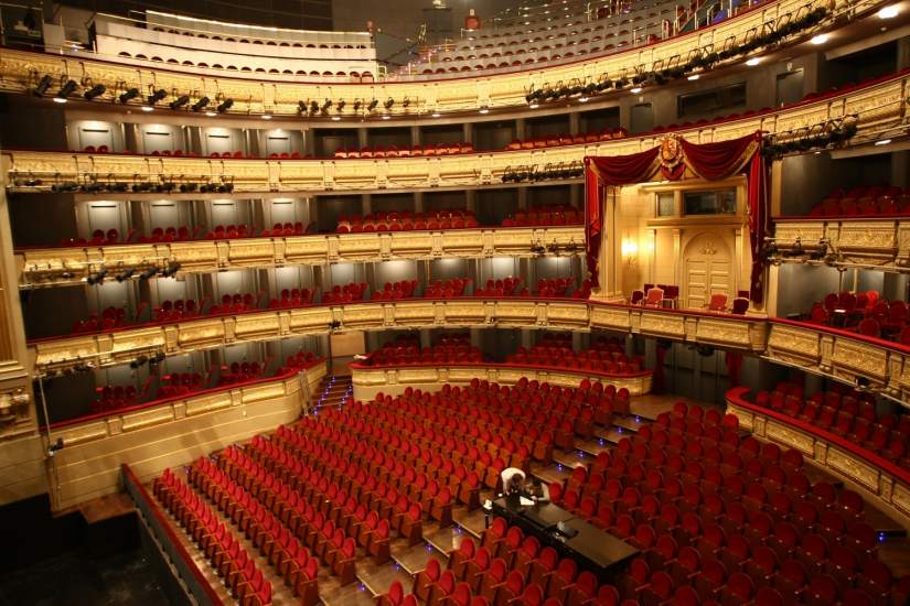 El Teatro Real reduce su presupuesto a costa del caché de los artistas y directores
