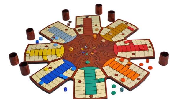 Parchís-puzzle para ocho jugadores Parchís-puzzle para ocho jugadores