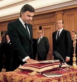 Resultado de imagen de felipe gonzalez llega al gobierno