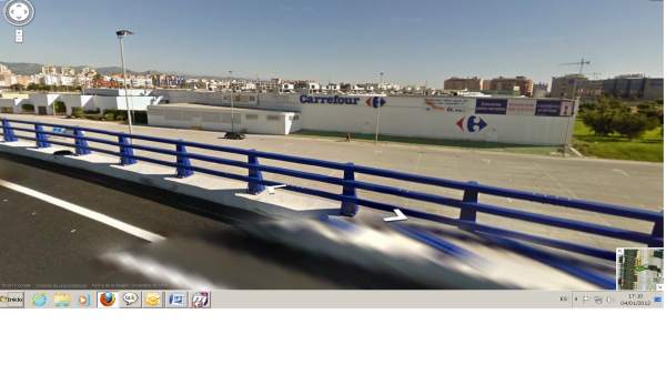 El centro comercial Carrefour Los Patios, en Málaga ciudad. El centro comercial Carrefour Los Patios, en Málaga ciudad.