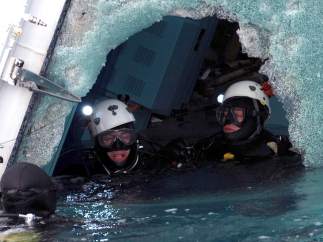 Rescate de cadáveres del Costa Concordia