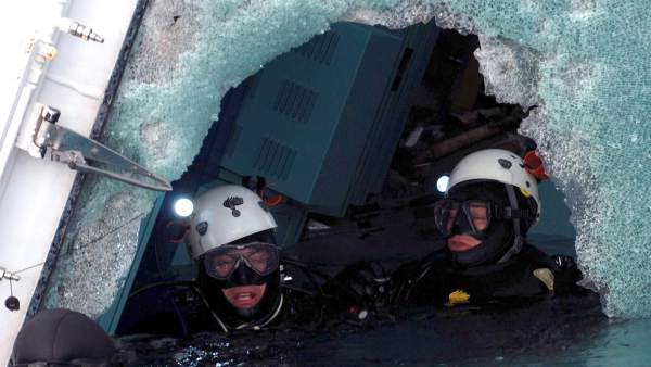 Rescate de cadáveres del Costa Concordia Rescate de cadáveres del Costa Concordia