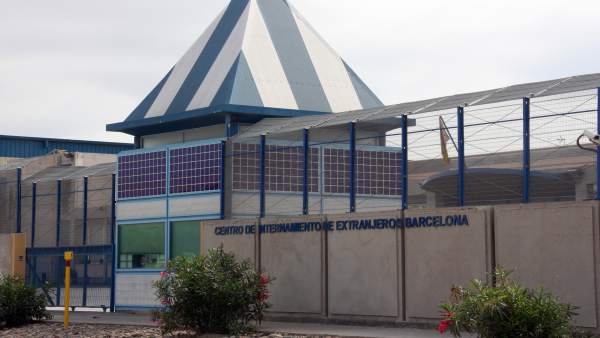 Centro Internacional de Extranjeros de la Zona Franca. Centro Internacional de Extranjeros de la Zona Franca.