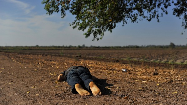 'Tus pasos se perdieron con el paisaje' 'Tus pasos se perdieron con el paisaje'