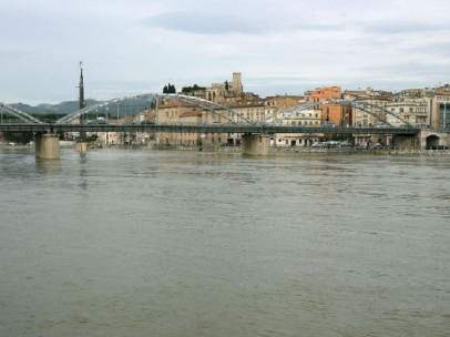 El río Ebro, a su paso por Tortosa.