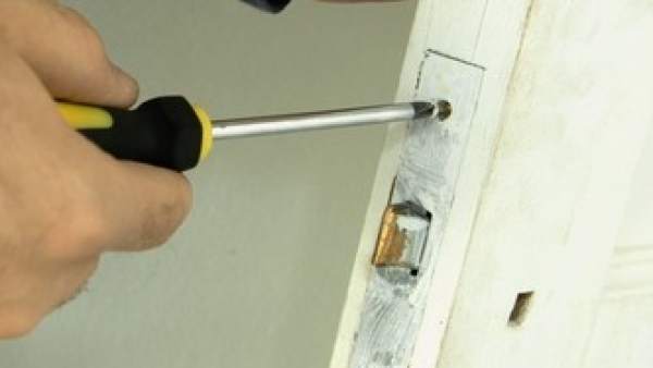 Cerradura de una puerta Cerradura de una puerta