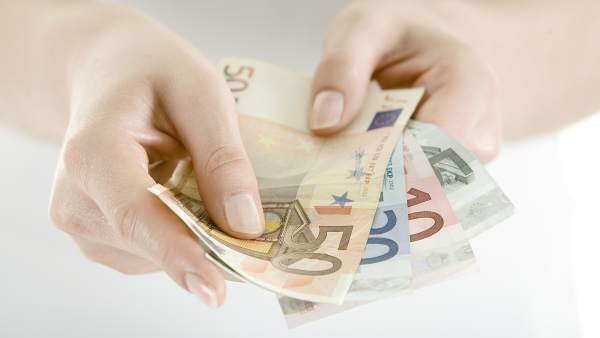 Dinero Dinero