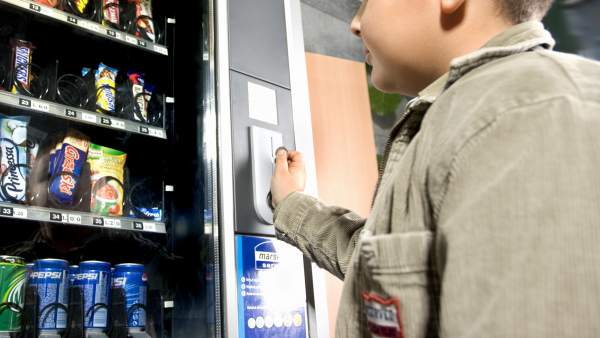 Niño con sobrepeso Niño con sobrepeso