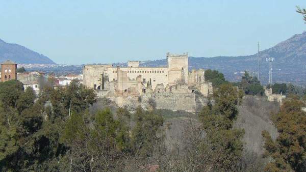 Castillo de Escalona Castillo de Escalona