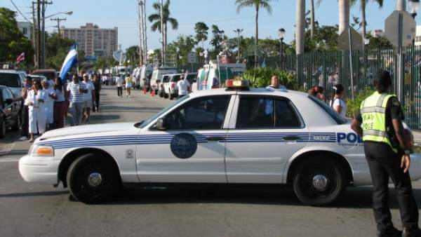 Policía Policía
