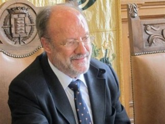 Javier León de la Riva