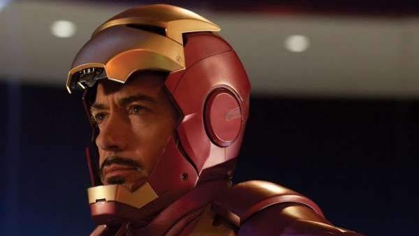 Robert Downey Jr. como Iron Man Robert Downey Jr. como Iron Man